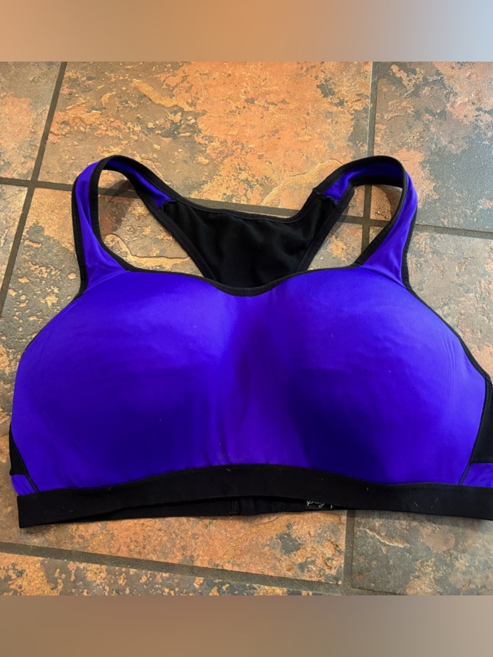 😍smart & sexy Purple Racerback Sports Bra with Black Accents